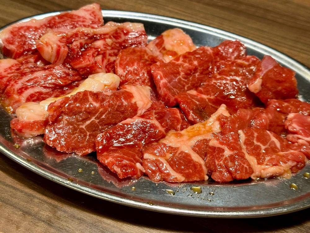 焼肉とホルモン居酒屋 もぢょい。