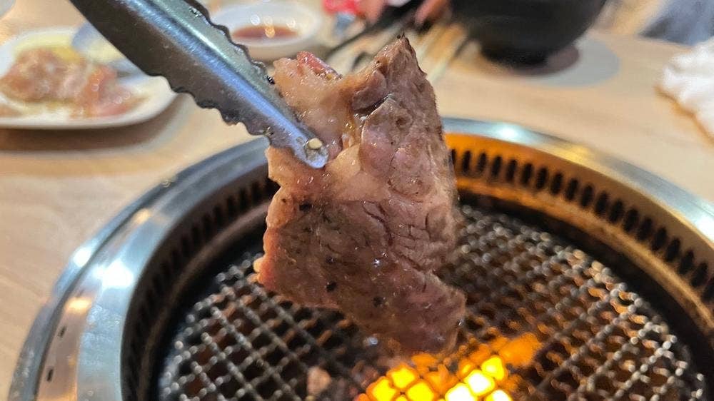 焼肉ホドリ栄町支店
