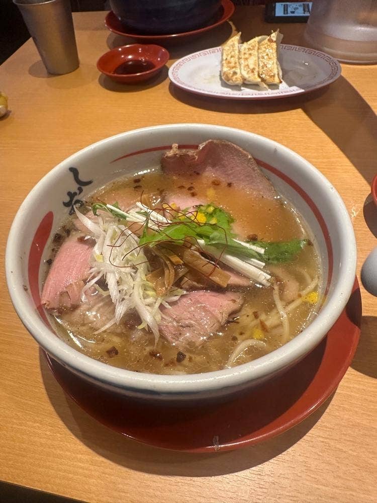 大阪塩系ラーメン しおや