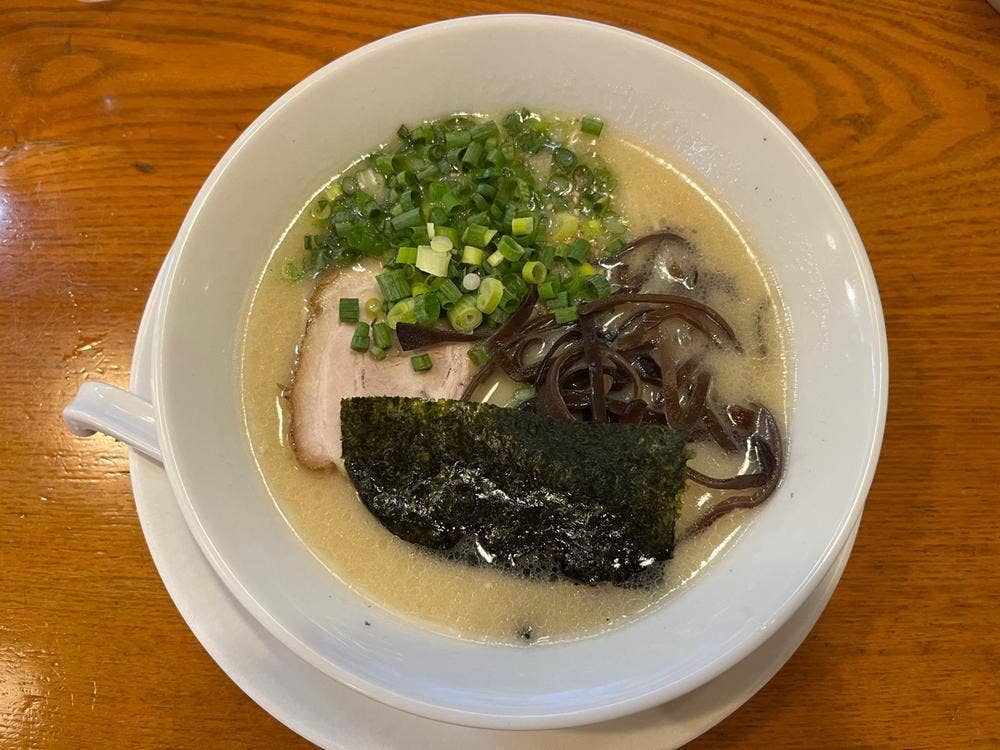 まるきんラーメン 白金店