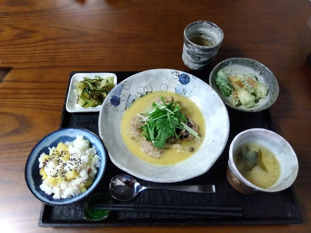 うつわとカフェ 栞