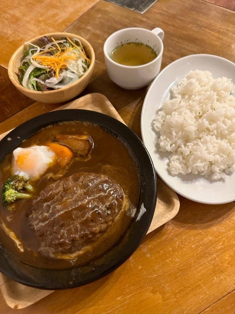 まちの洋食屋 らぐぅ