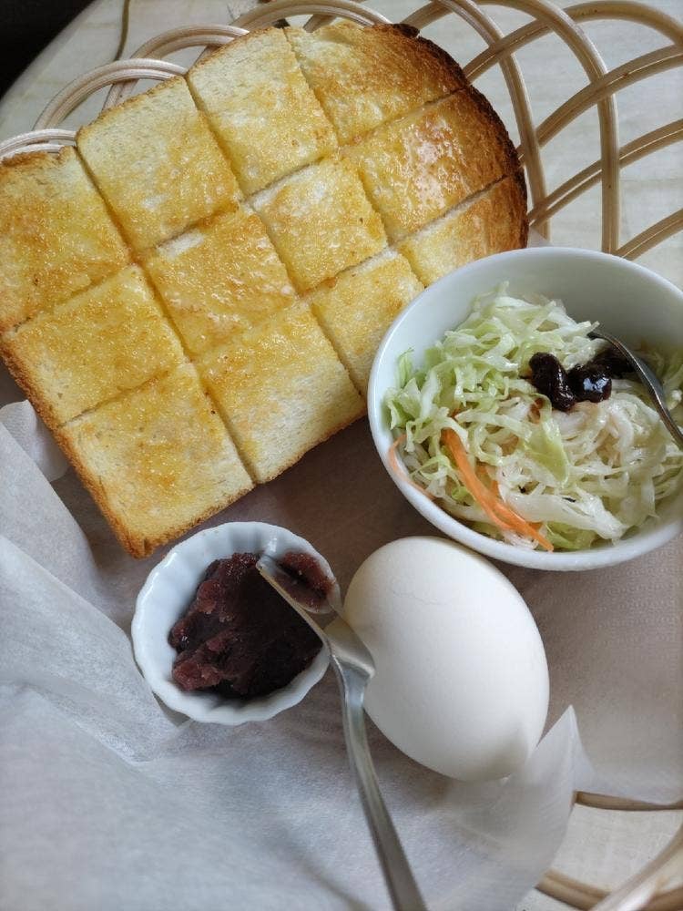 Charis Cafe Gallery
