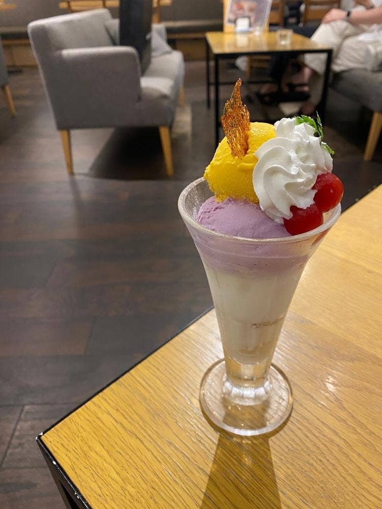 カフェ ノイモンド 本店