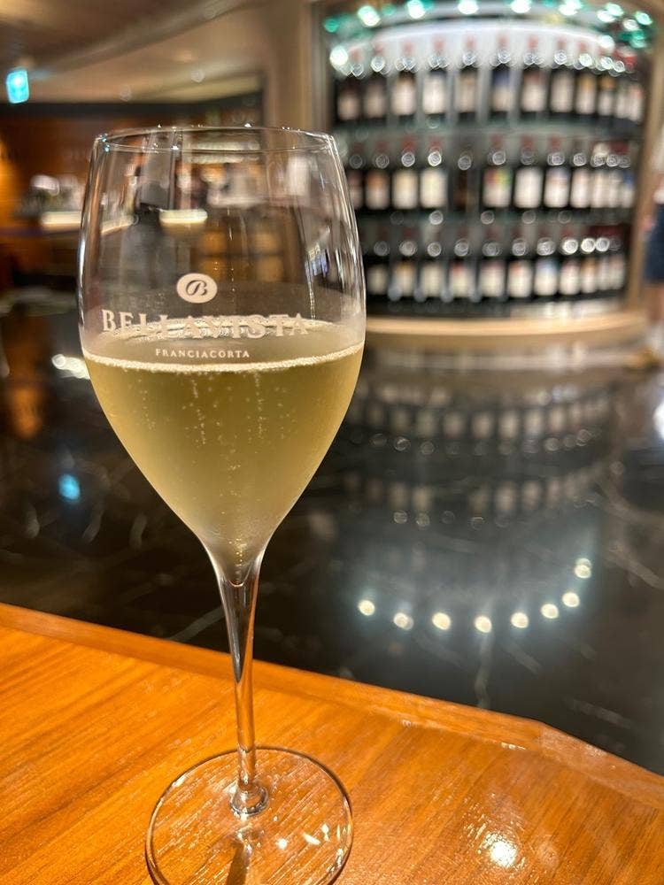 ワインショップ・エノテカ GINZA SIX店