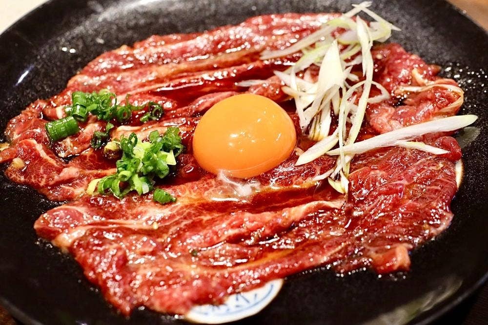 炭火焼肉 にく式 すすきの店