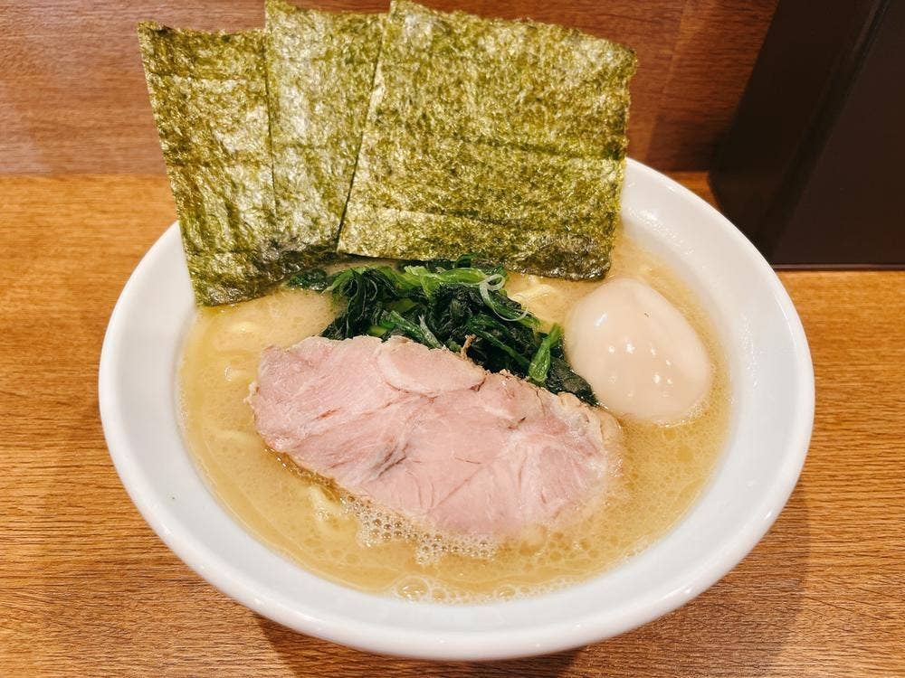 横浜ラーメン 弐七家