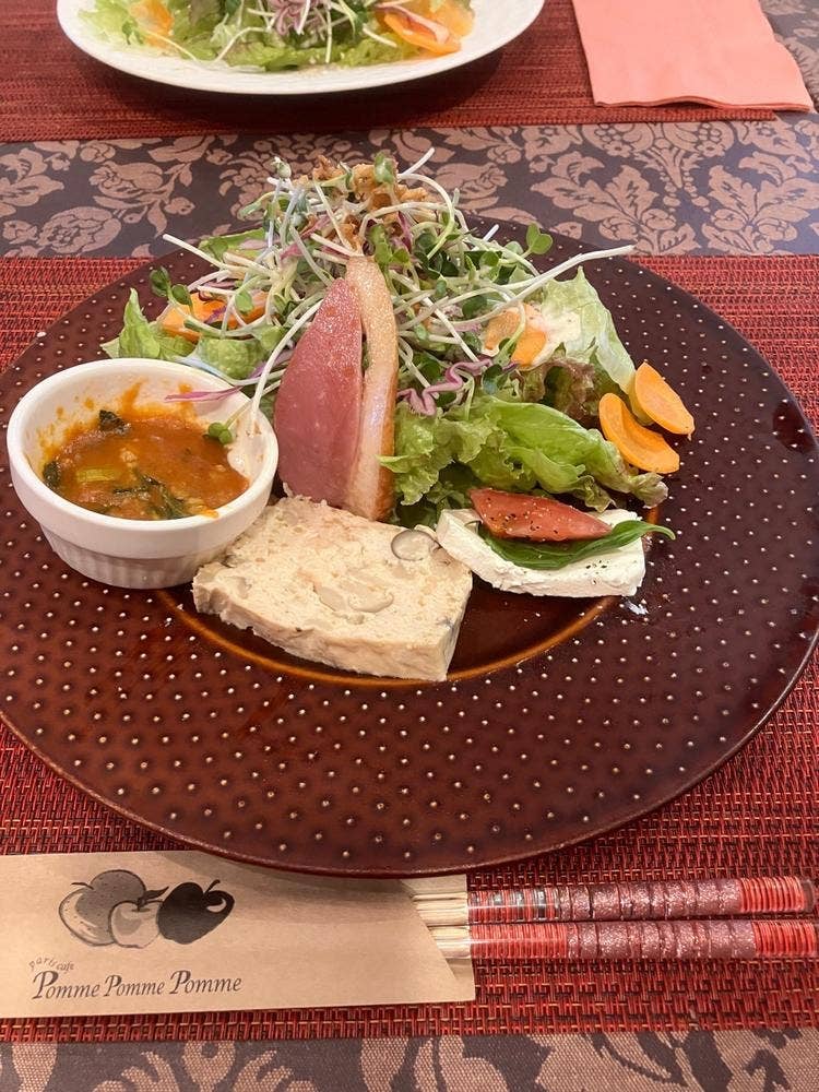 欧風料理 ポム ポム ポム