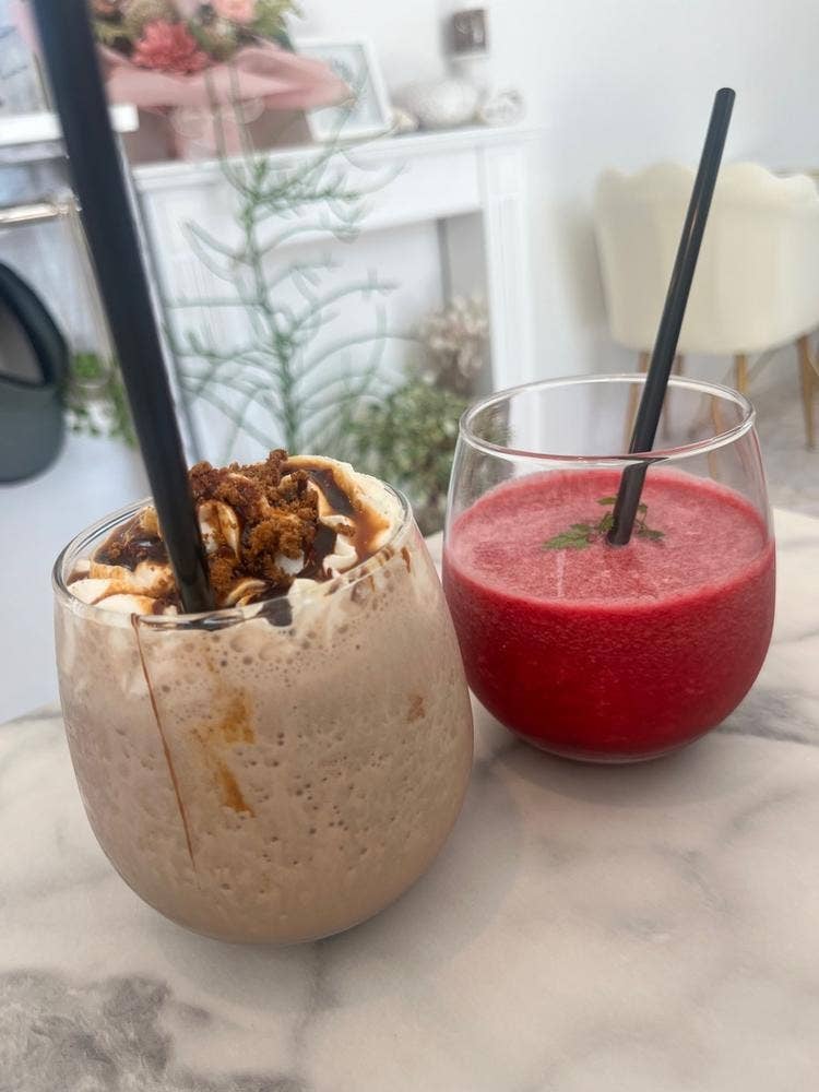 Lily Planet Cafe
