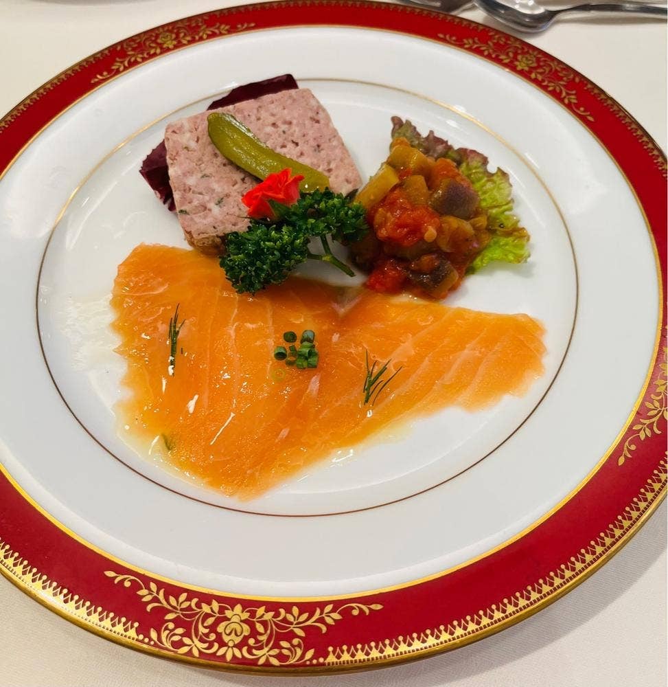 レストラン 香味屋