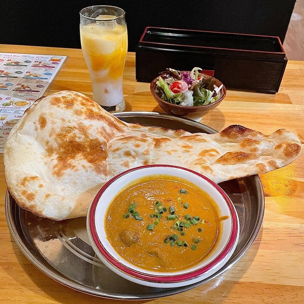 アジアンレストラン サラティー
