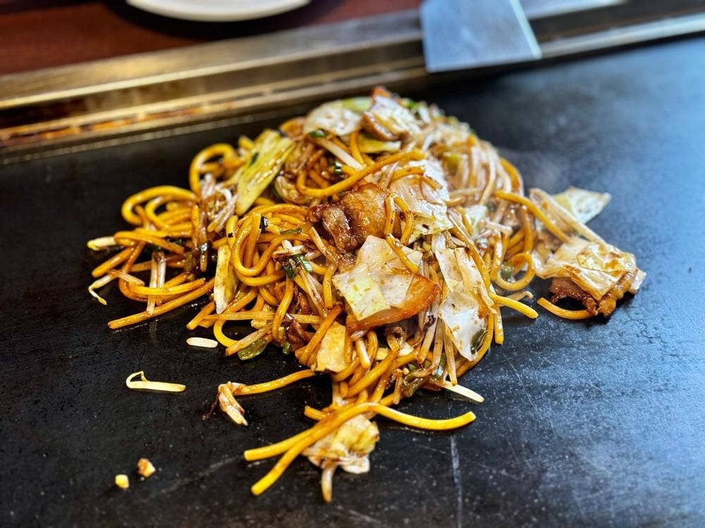 お好み焼きDining ゴチッス。