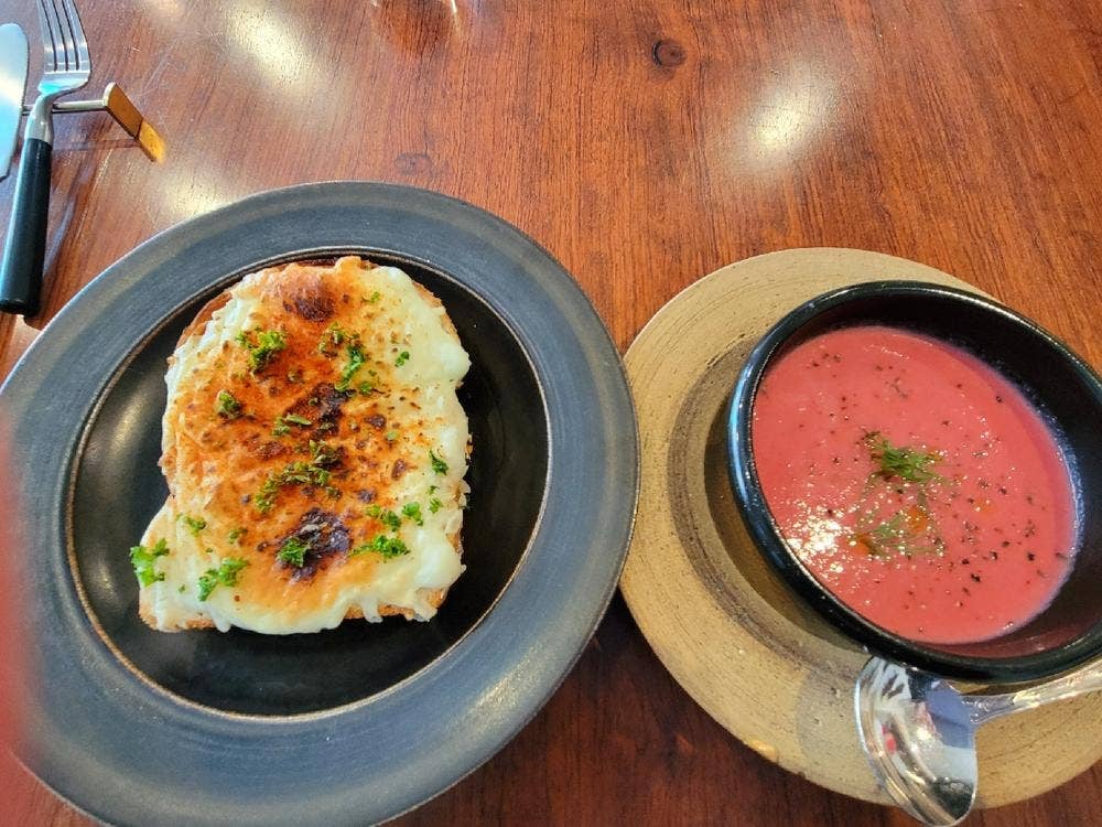 Good food studio Cardamon