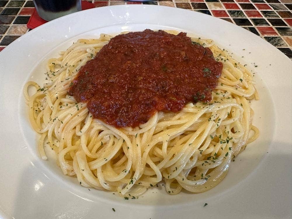 トラットリアアンドバール オーバー