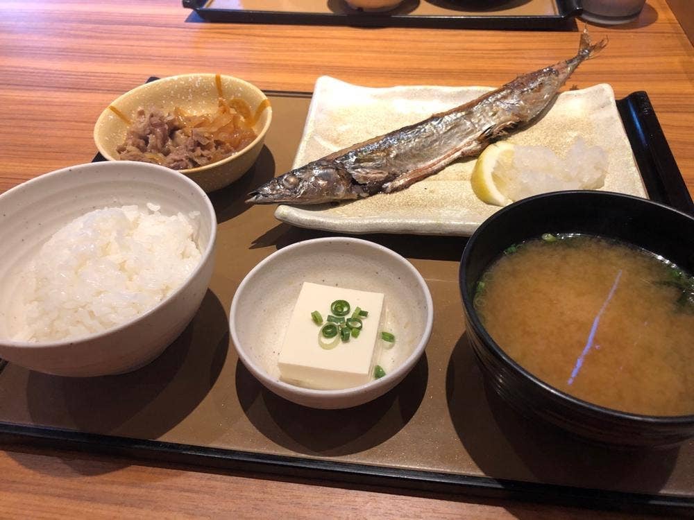 やよい軒 ユニゾ梅田店