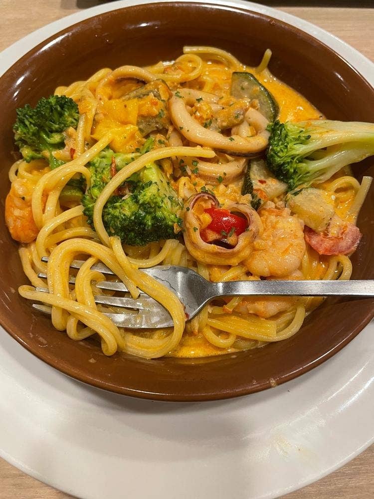 Cafe レストラン ガスト 鶴舞店