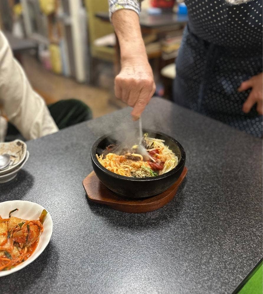 韓国家庭料理オモニ新城店