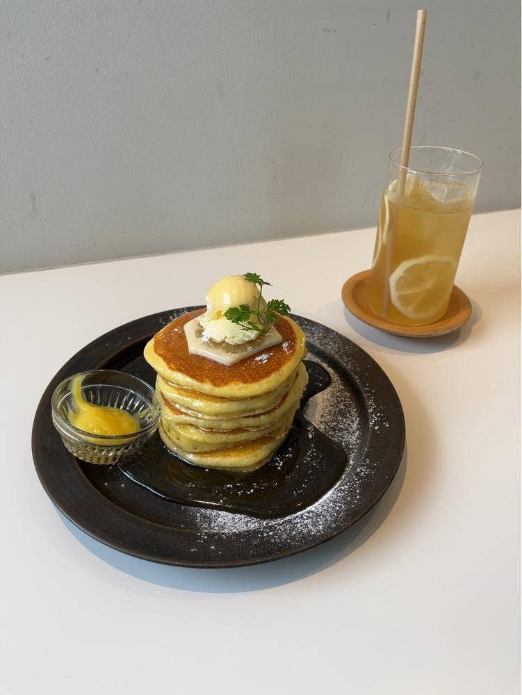 ウズナオムオム 原宿本店
