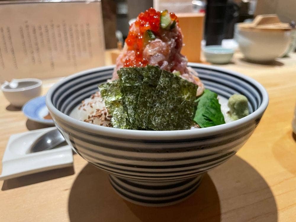 日本橋海鮮丼 つじ半 神楽坂店