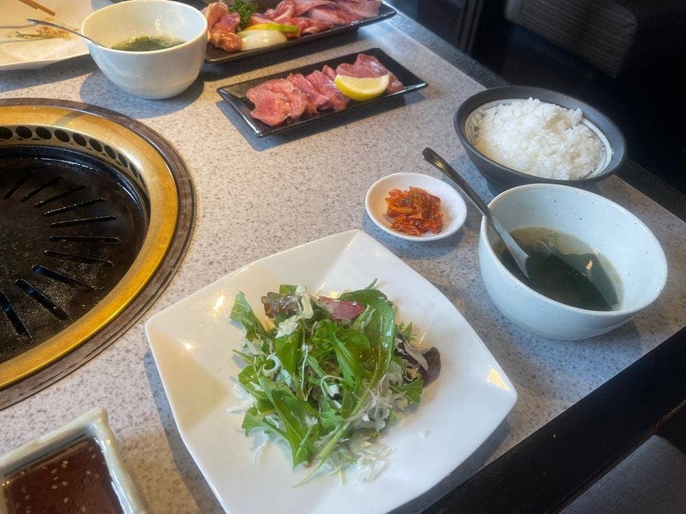 焼肉友宝