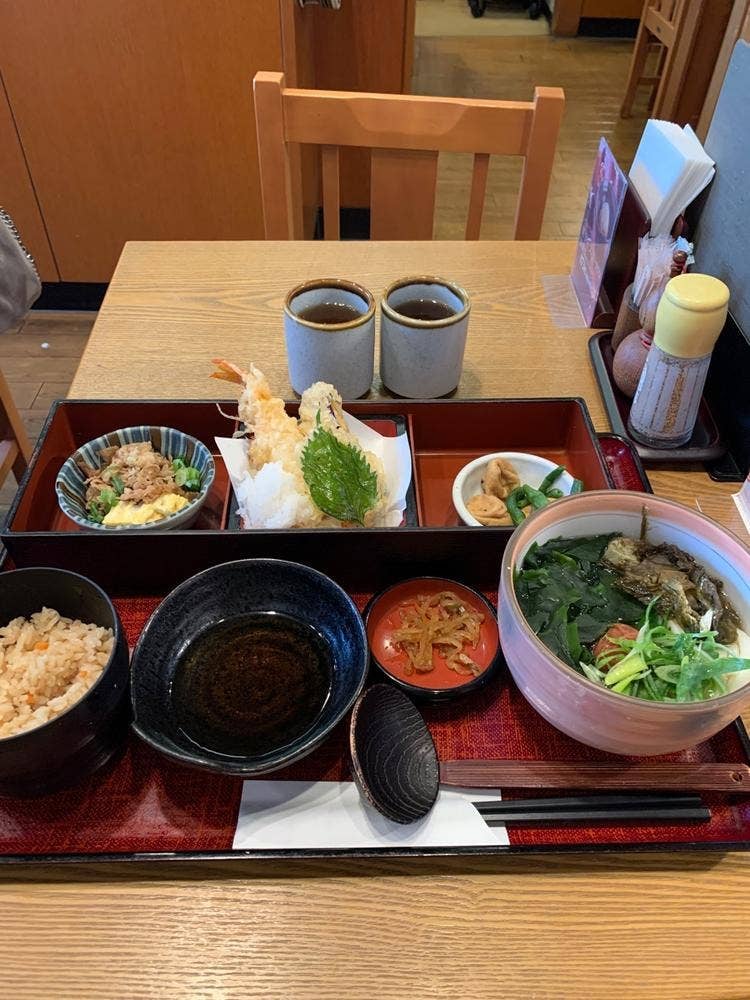 杵屋 鶴川マルシェ店