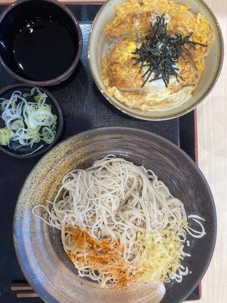 ゆで太郎 もつ次郎 深谷東方町店