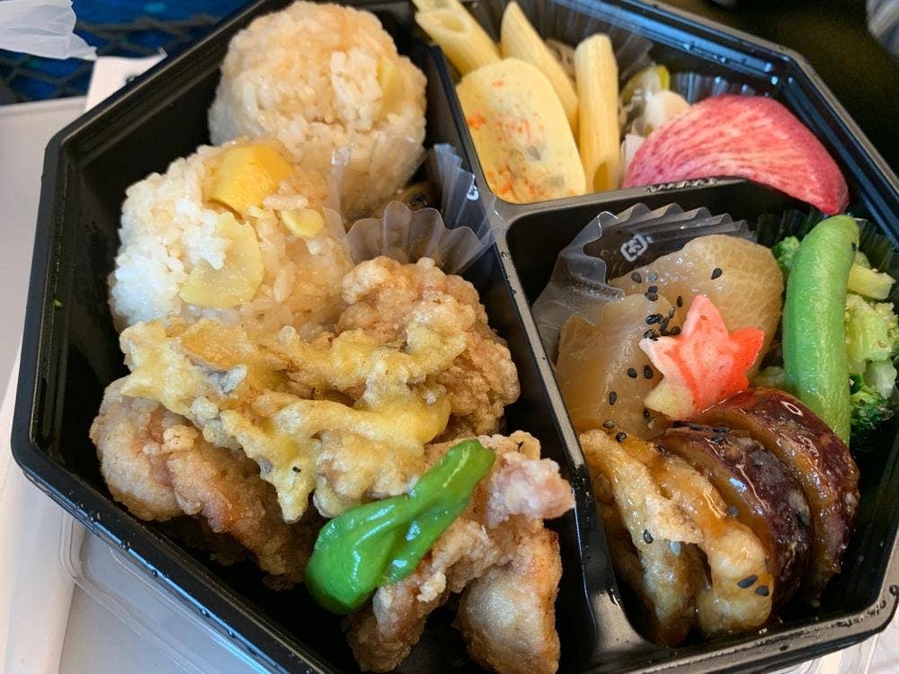 V PALETTE 新大阪店