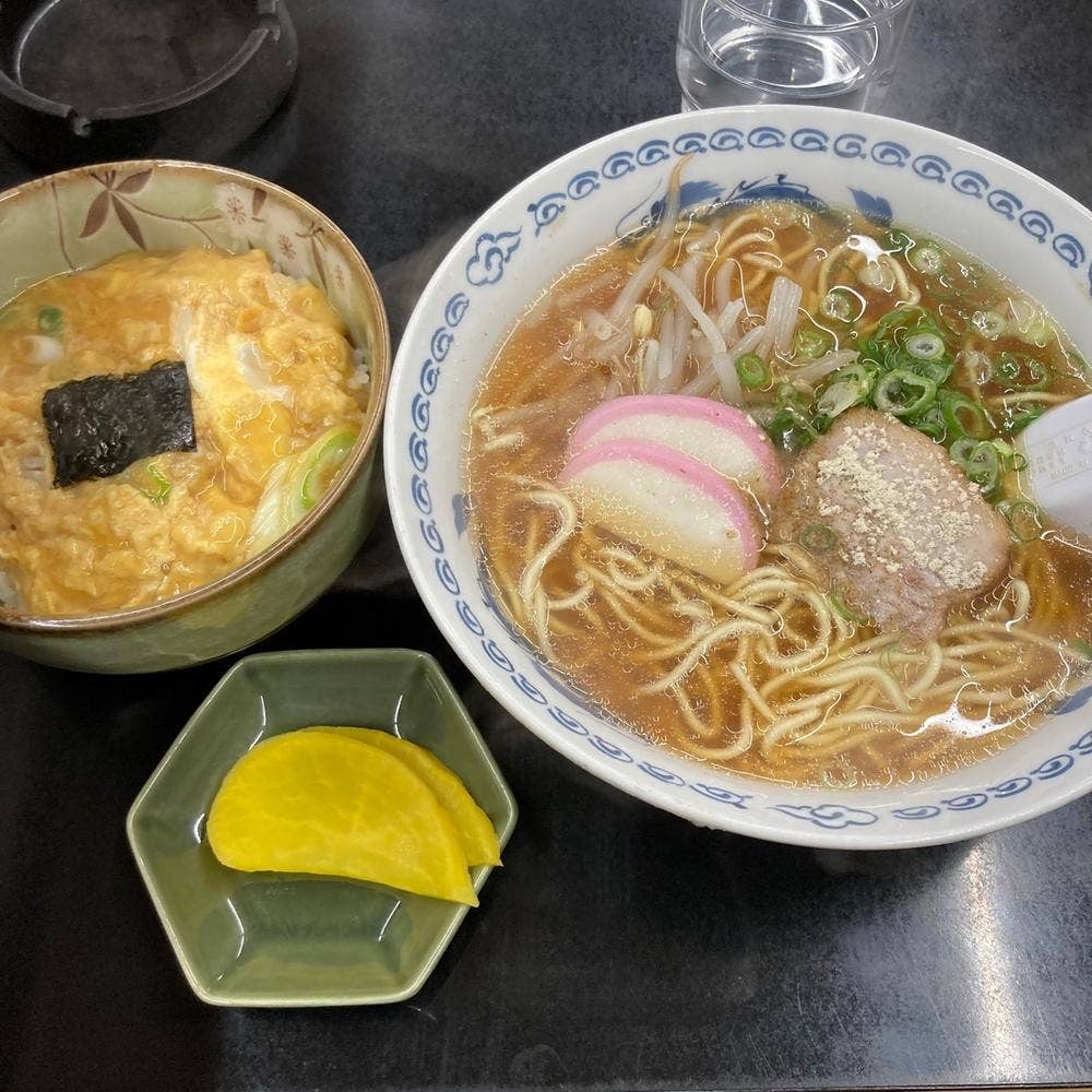 麺類 丼もの お食事処 山の家