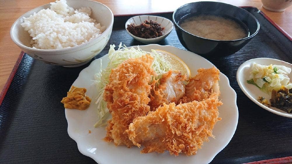 お食事処 魚昭