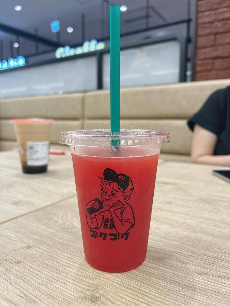 SALAD BOWL by GOKUGOKU 横浜ワールドポーターズ店