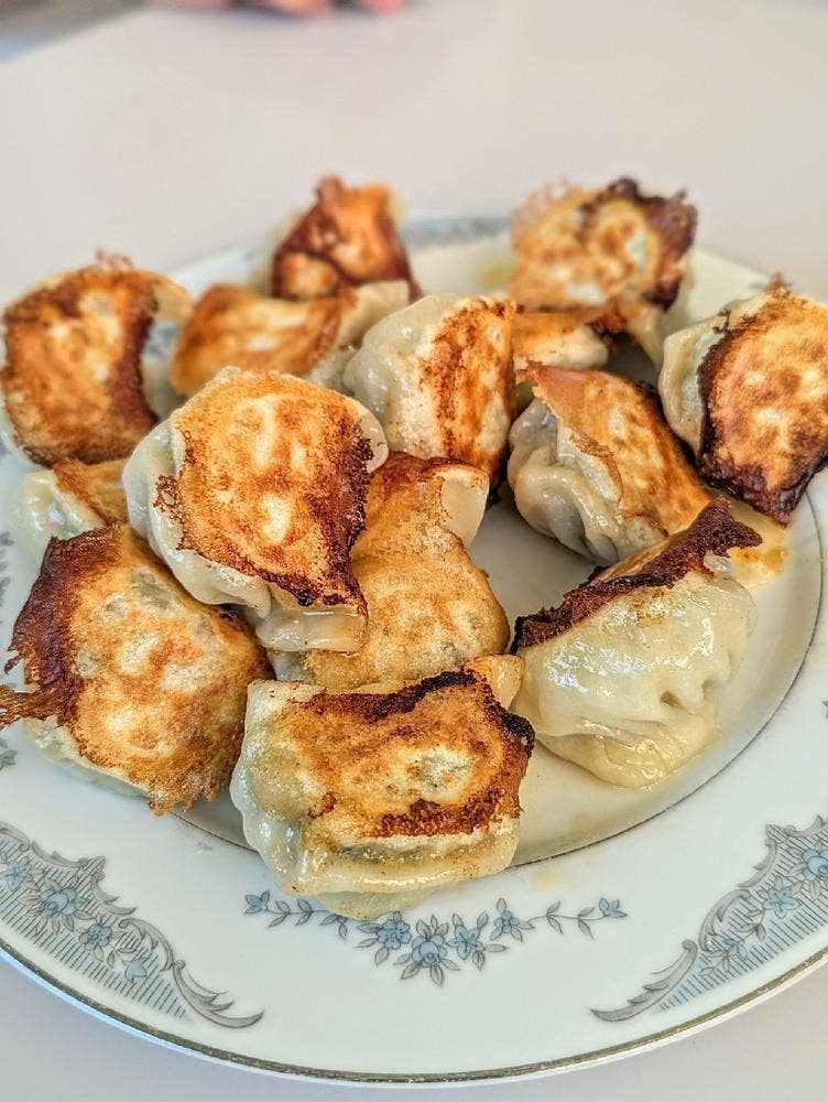 ウェイウェイ餃子
