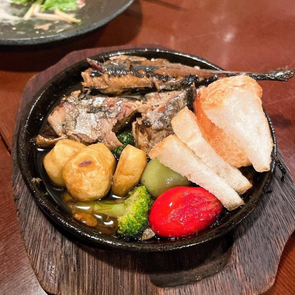 煮込み屋 ぐっつ