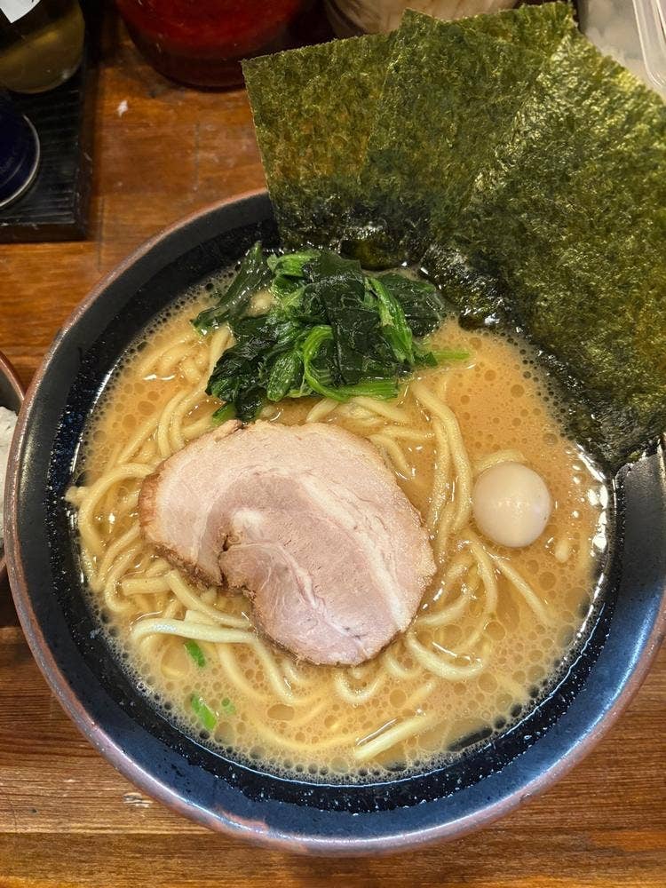 横浜家系ラーメン 明豊家 神田小川町店