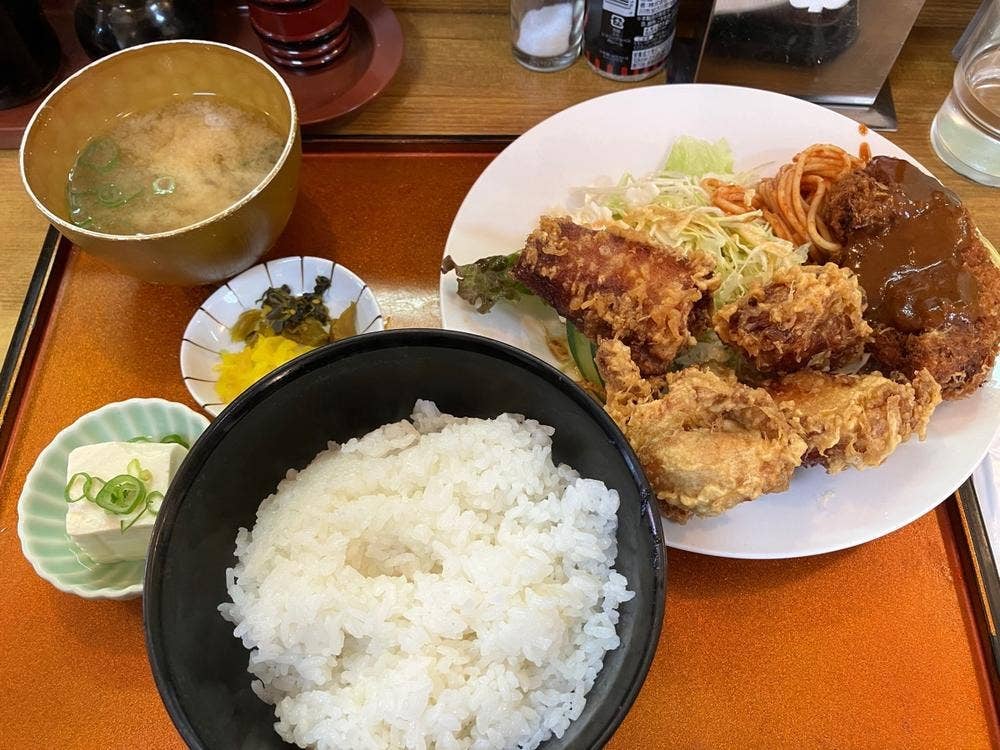 満腹屋
