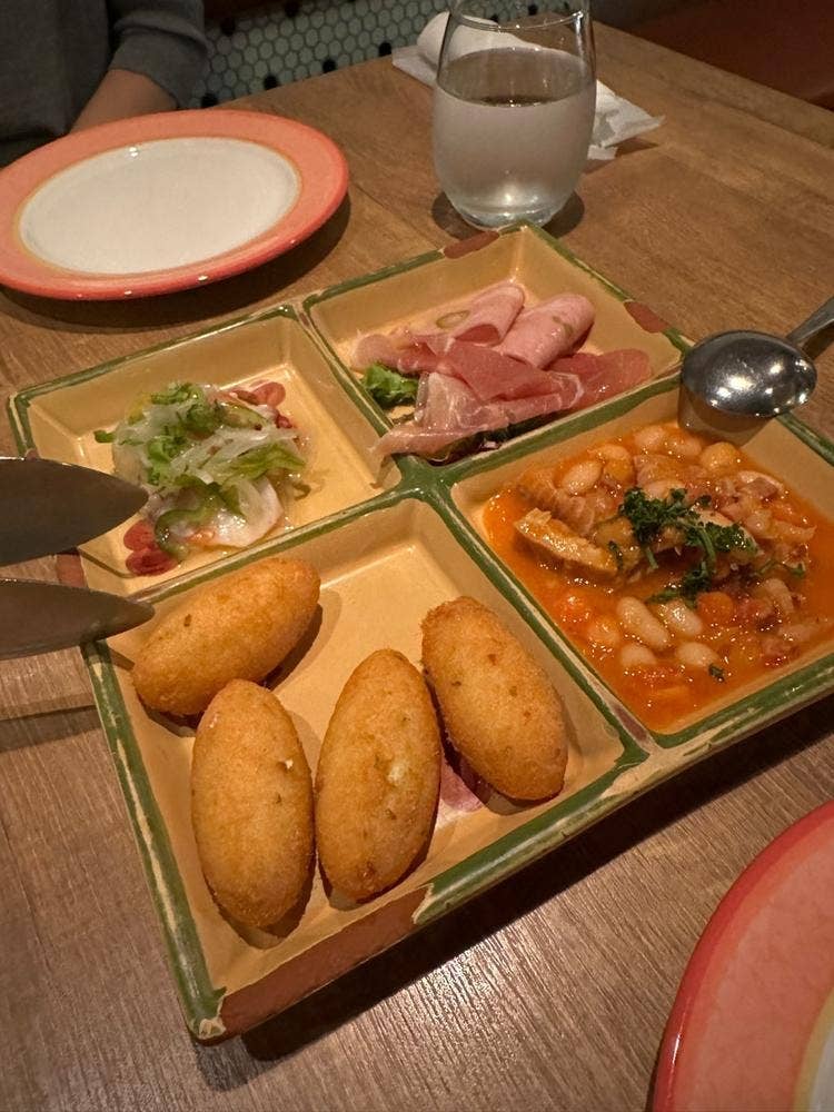 マヌエル タスカ ド ターリョ 丸の内