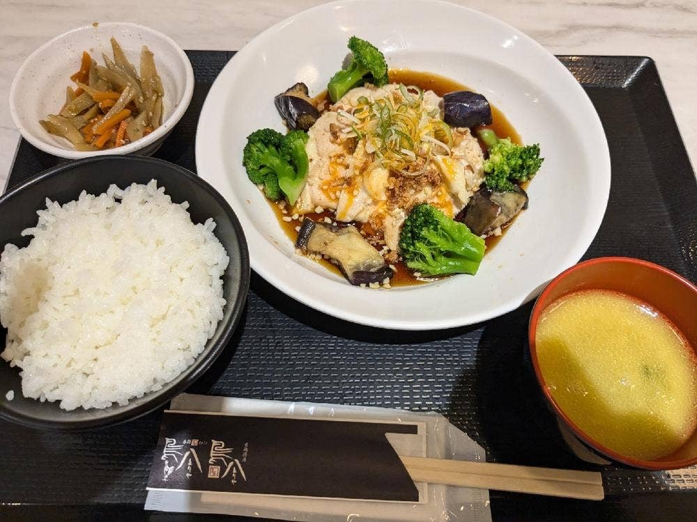 香鶏deli鳥八