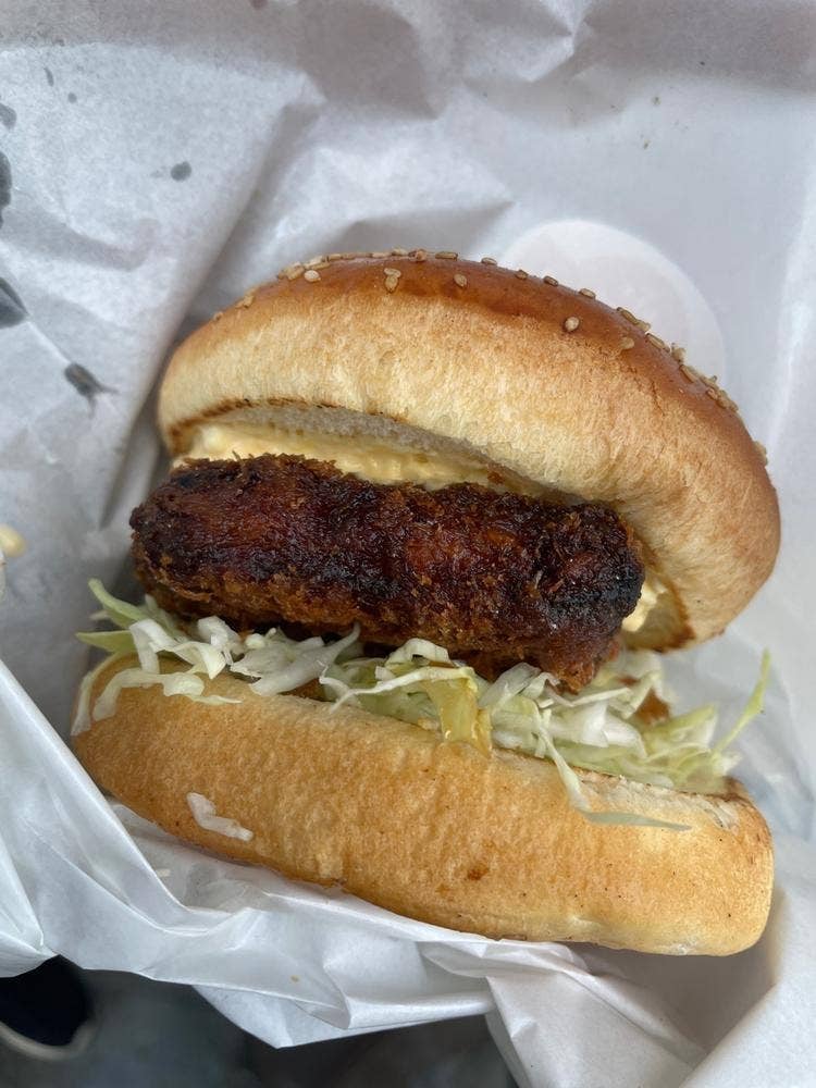 Seafood Burger 島童子