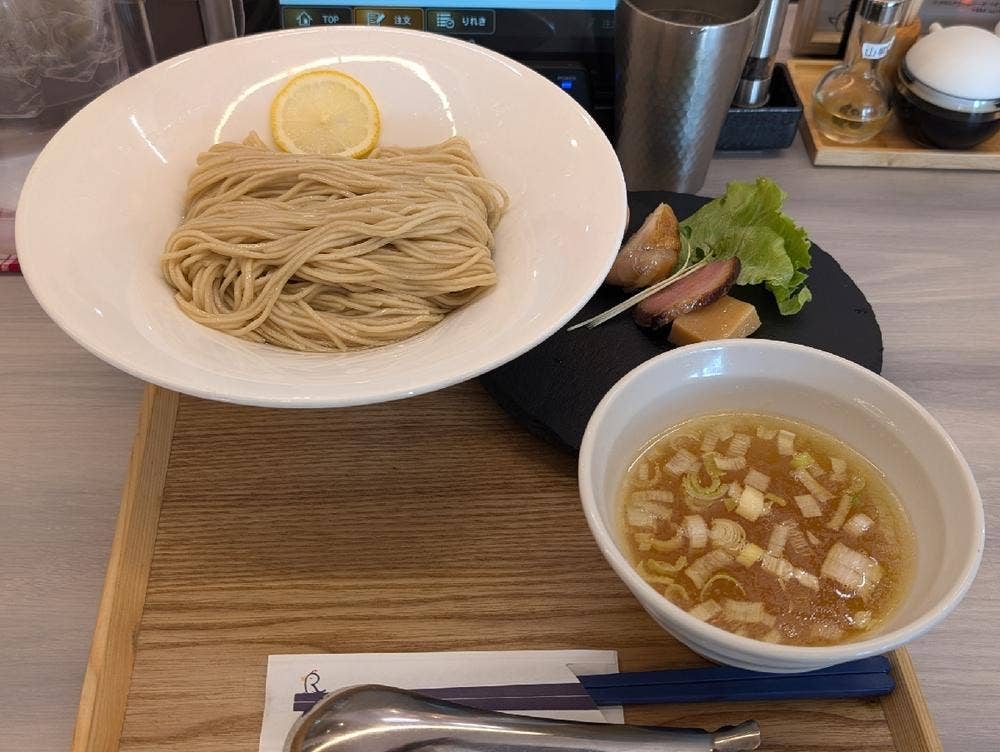 鶏塩麺 リオン