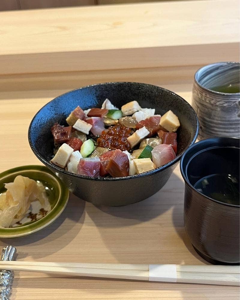鮨けいか