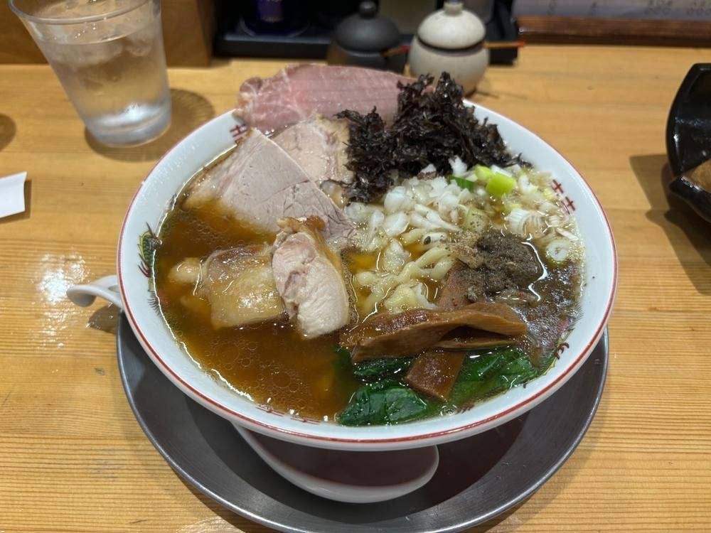 成り屋