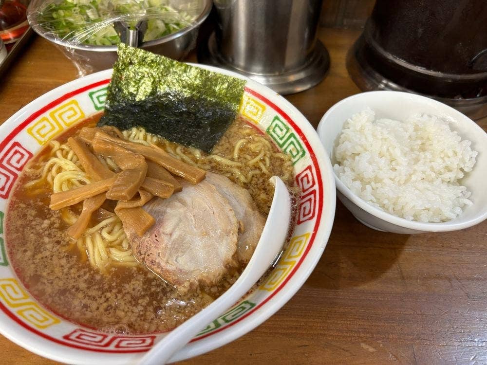 麻布ラーメン 芝四丁目店