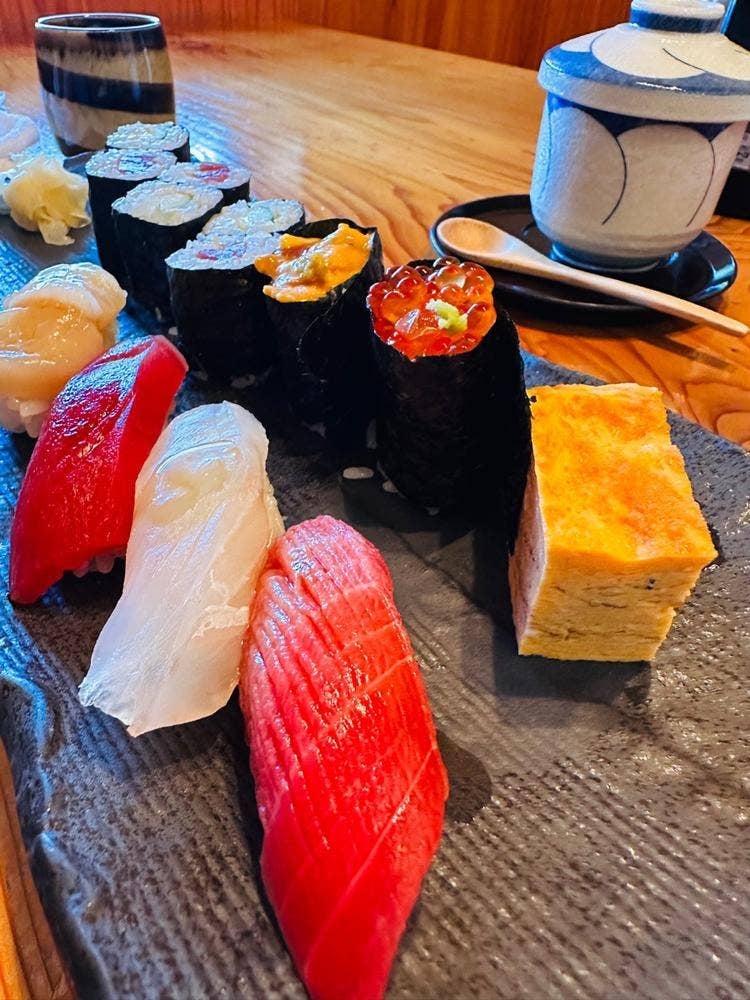 すし・うどんすき 久松