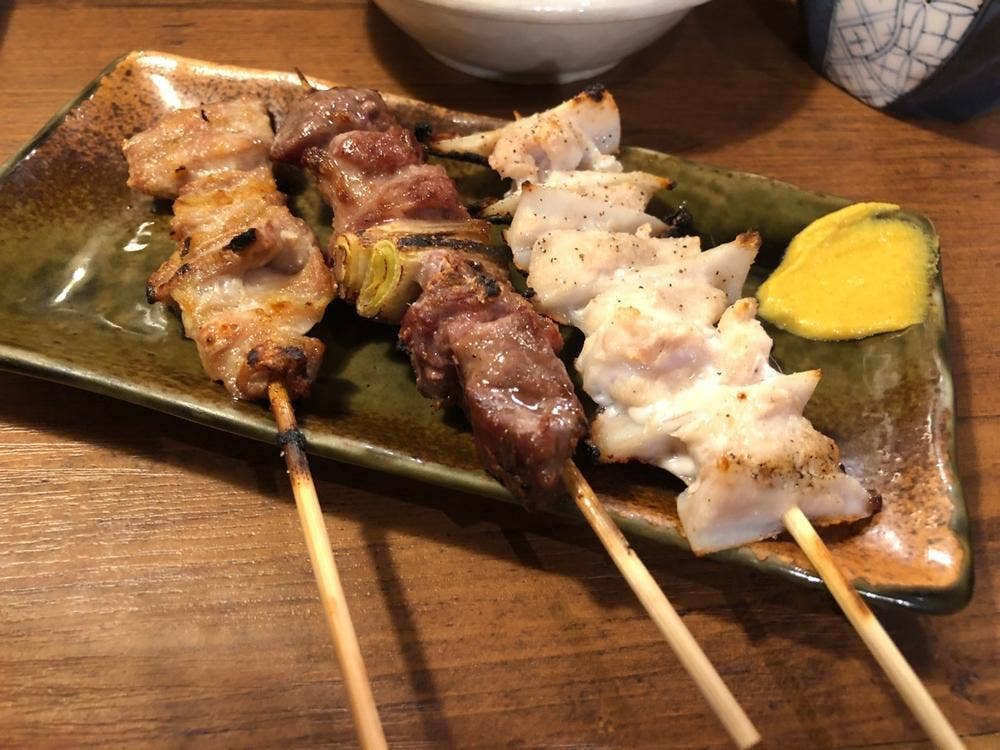 元祖やきとり串八珍 兜町店