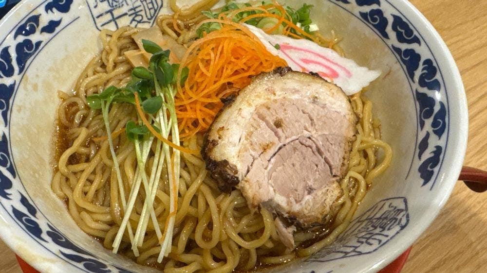 九州らーめん 亀王 布施店