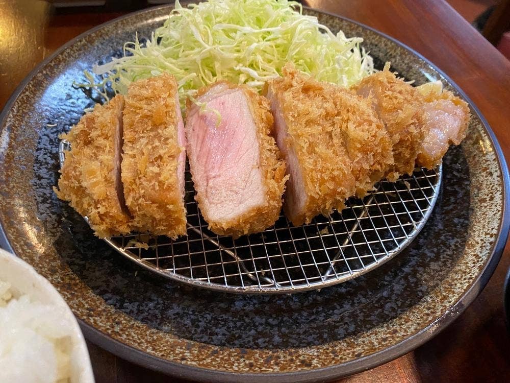 とんかつ にしなか