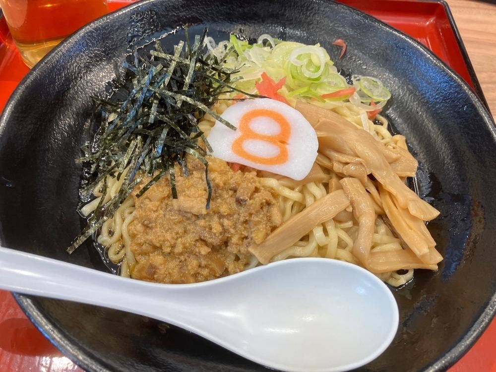 8番らーめん 本店