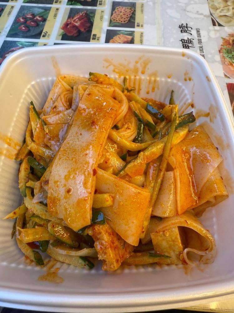小魏鸭脖 上野アメ横店