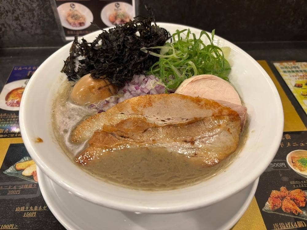 煮干らあめん じんべえ