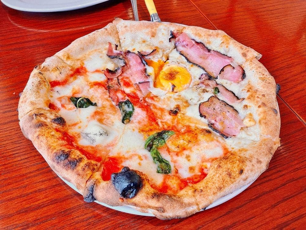 ピッツエリア ダ ガエターノ大名店