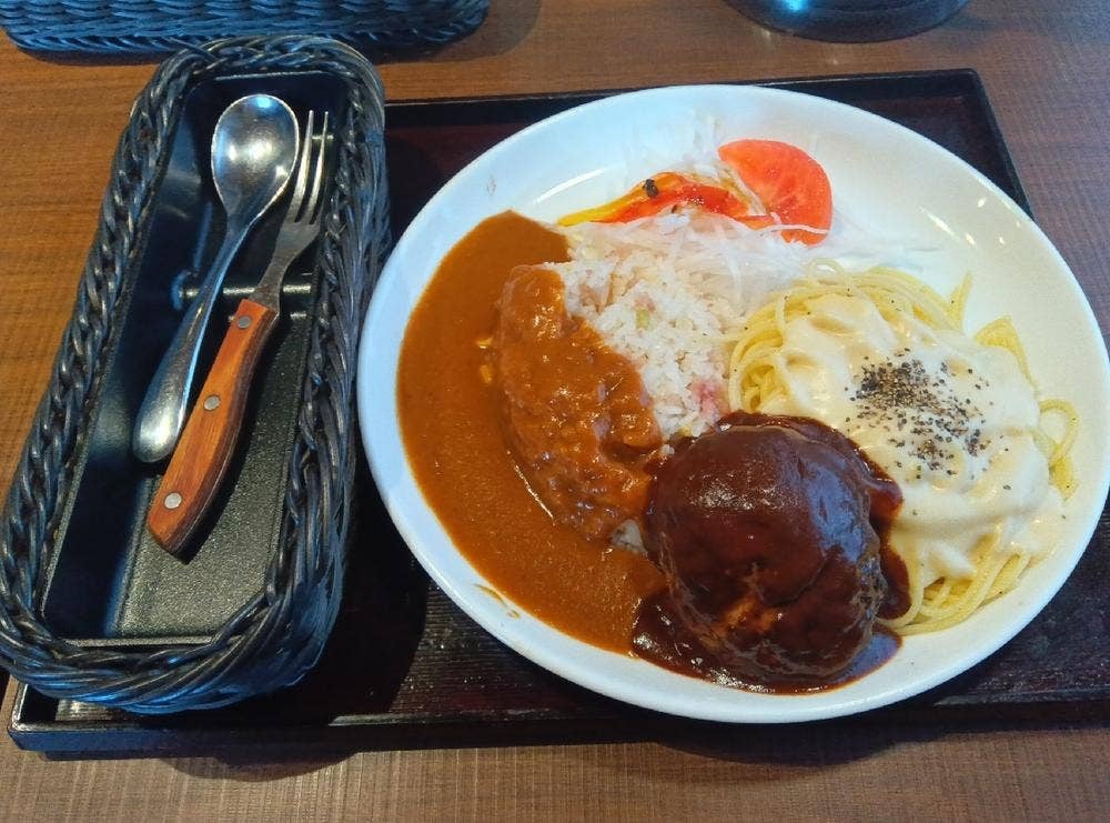 ハンバーグ専門 つばきグリル 鳥栖店